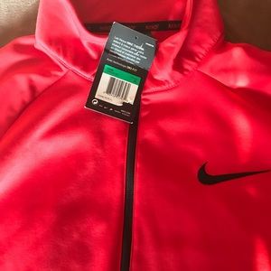 NEW w/TAGS - Men’s Nike Therma Sweatshirt